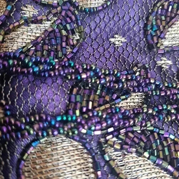 Purple, beaded occasion bag - Picture 5 of 7